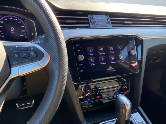 Volkswagen Passat 2.0 TDI DSG R-Line Variant