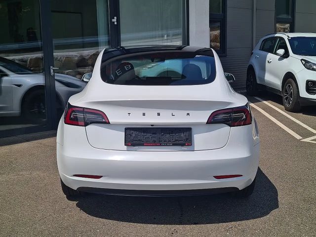 Tesla Model 3 Standard Range
