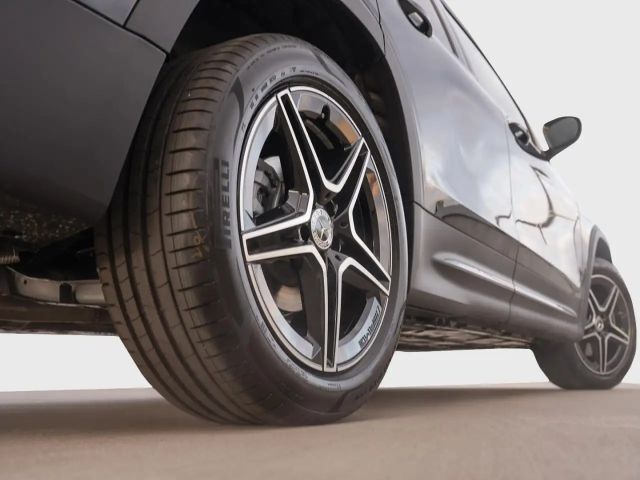 Mercedes-Benz GLB 180 AMG Line