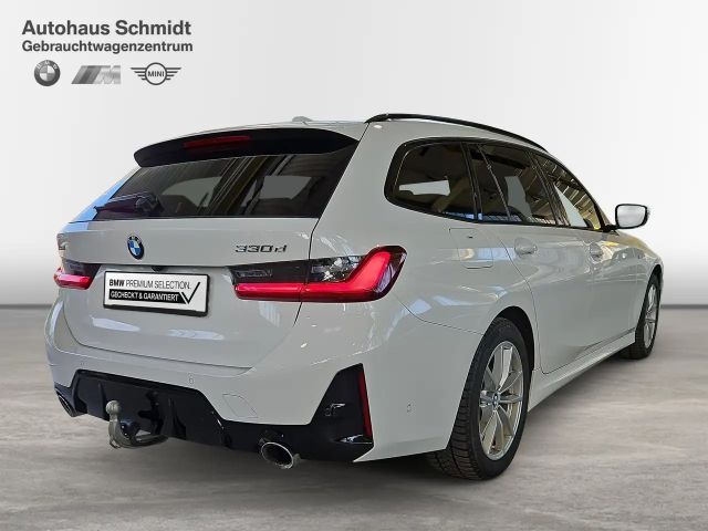 BMW 330 330d M-Sport Touring xDrive