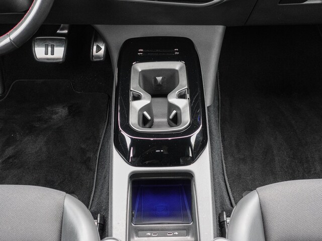 Volkswagen ID.4 ACC AHK AKUSTIKGLAS AUT KAM KEYLESS LED