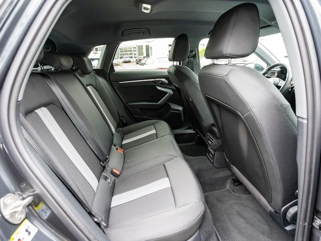 Audi A3 30 TFSI S-Tronic Sportback