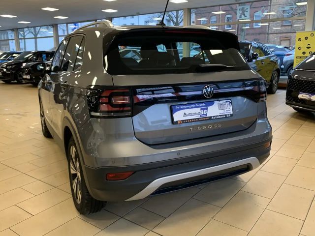 Volkswagen T-Cross Style