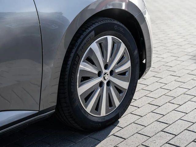 Skoda Superb 2.0 TDI Combi Style Style