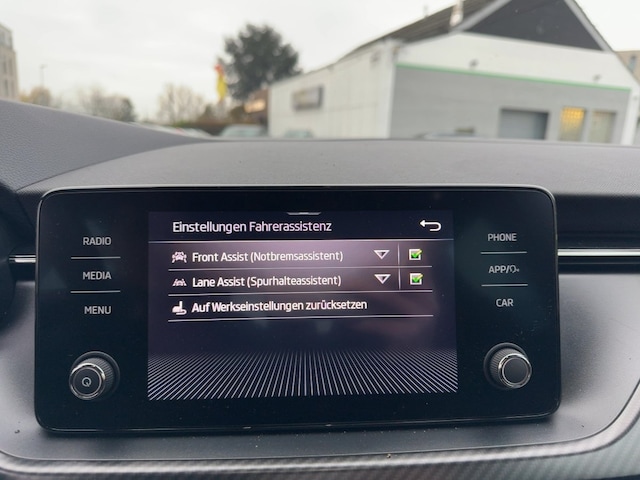 Skoda Kamiq APP+DAB+PANO+LED+PDC+KAMERA