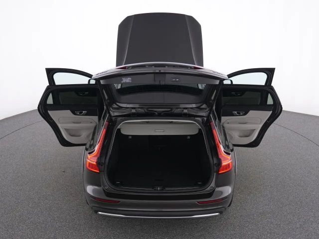 Volvo V60 Cross Country AWD Plus