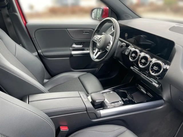Mercedes-Benz GLA 180 Progressive