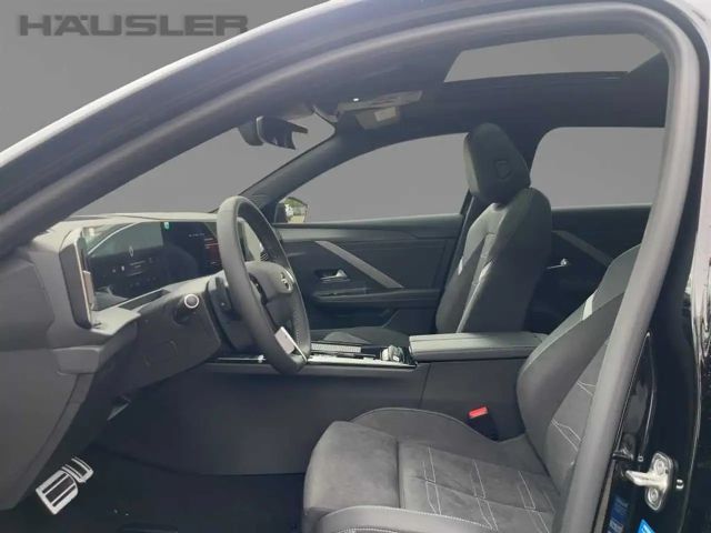 Opel Astra Sports Tourer Ultimate