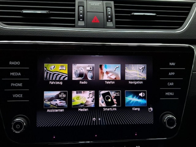 Skoda Superb 2.0 TDI Combi Style Style