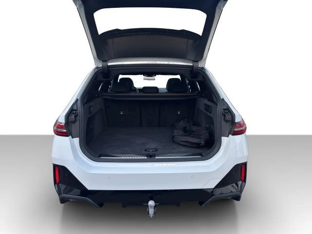 BMW i5 M-Sport Touring eDrive40