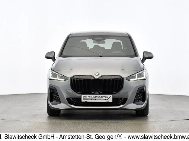 BMW 218 218d Active Tourer Sedan
