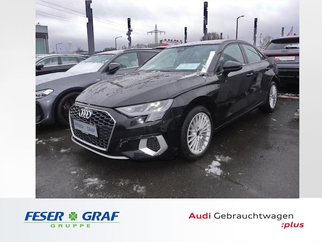 Audi A3 30 TFSI S-Tronic Sedan