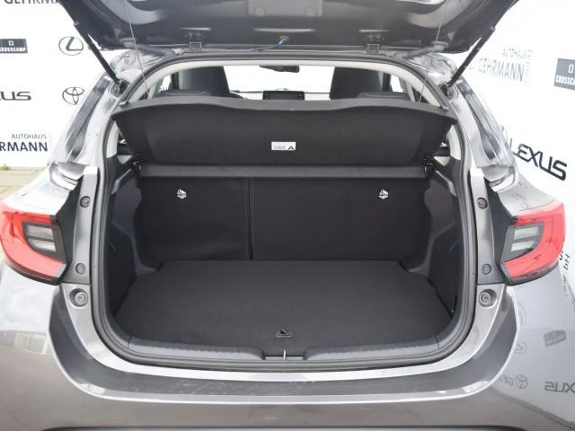 Toyota Yaris Club Hatchback