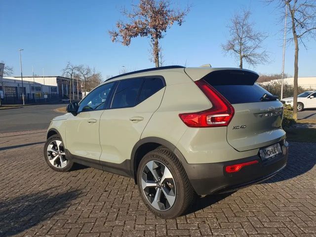Volvo XC40 Dark Plus