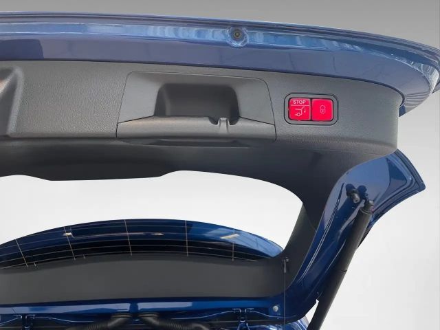 Mercedes-Benz GLA 200 AMG Line