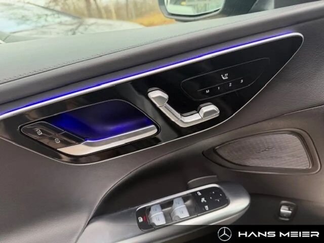 Mercedes-Benz C 220 AMG Line C 220 d Sedan