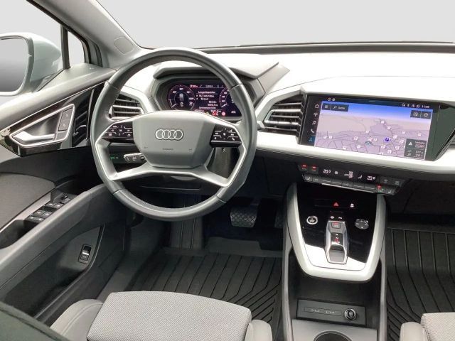 Audi Q4 e-tron basis 82kWh Pano LED Navi SHZ PDC Klima