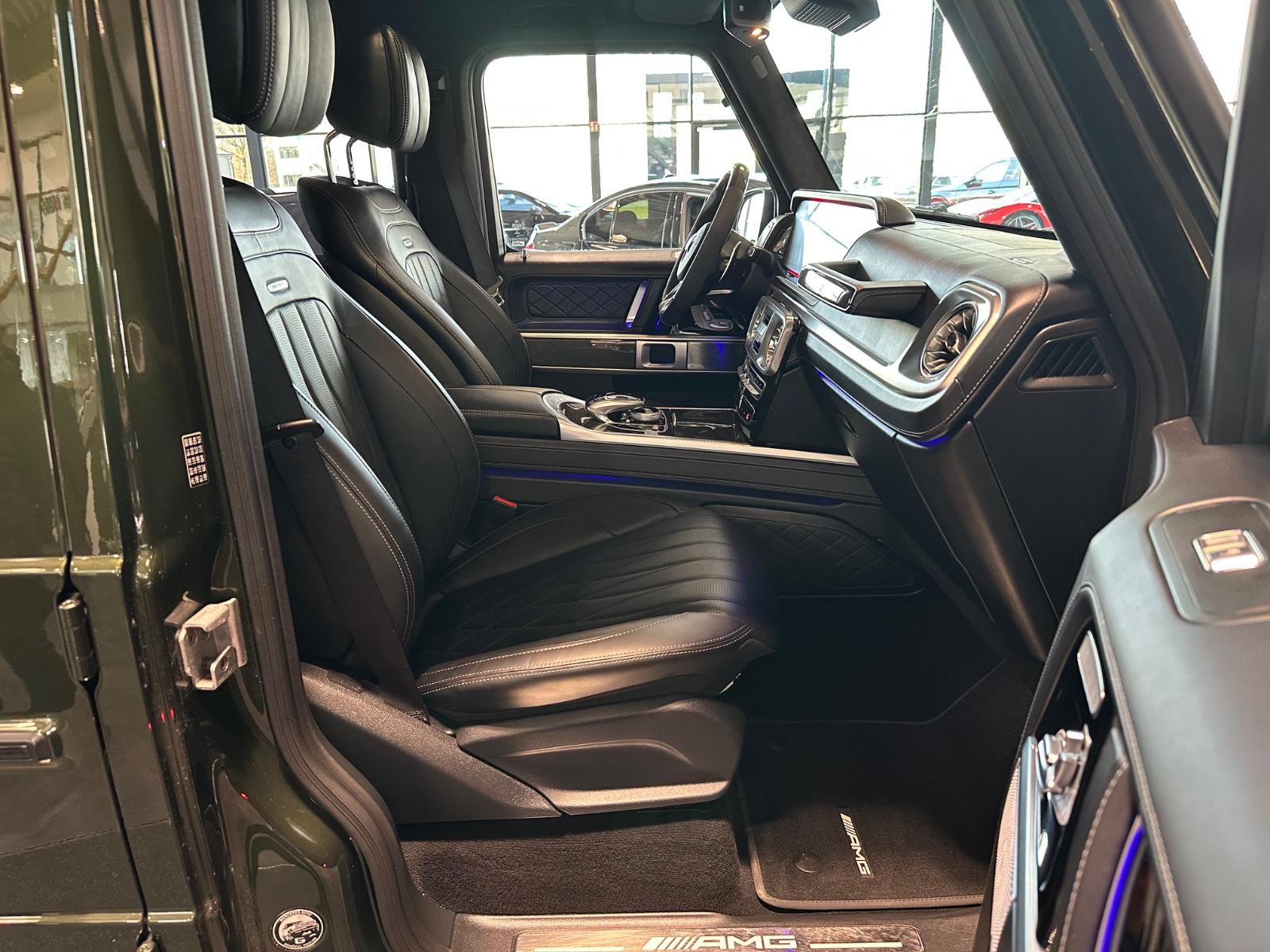 Mercedes-Benz AMG G 2.HA/BURM/NIGHT II/SUPERIOR/22LM/CARBON