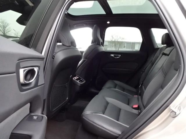 Volvo XC60 AWD Dark Ultimate