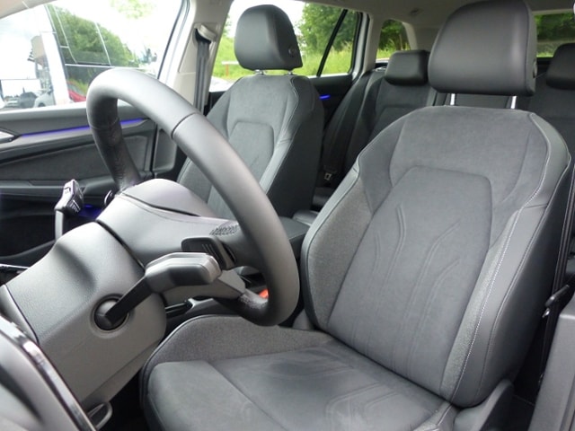 Volkswagen Golf 2.0 TDI DSG Variant