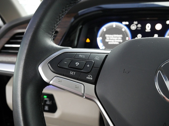 Volkswagen Multivan 2.0 TDI Style T7