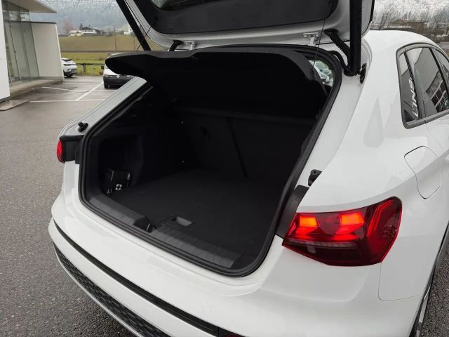 Audi A3 30 TFSI Sedan