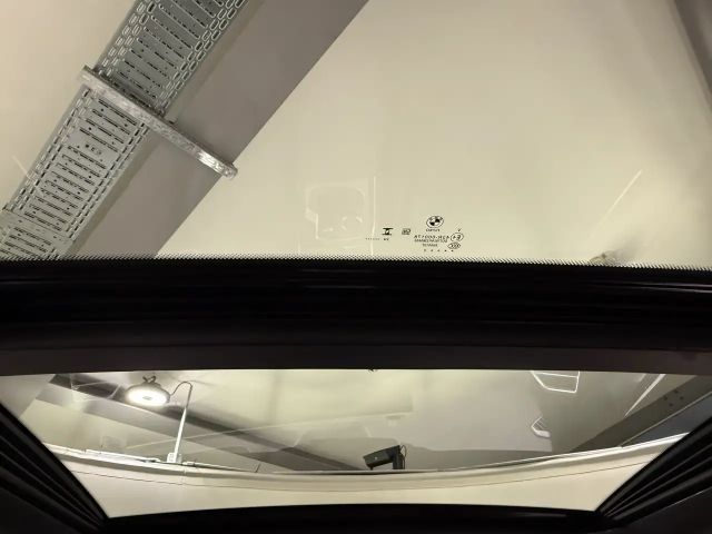 BMW 330 330d M-Sport Touring xDrive