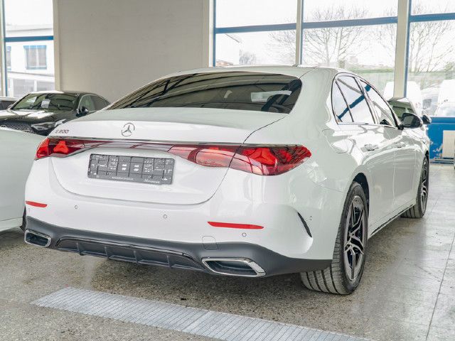 Mercedes-Benz E 200 AMG Line Sedan