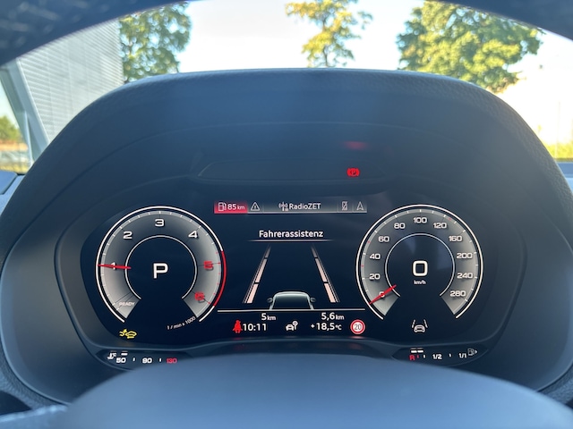 Audi Q2 35 TDI S-Line S-Tronic