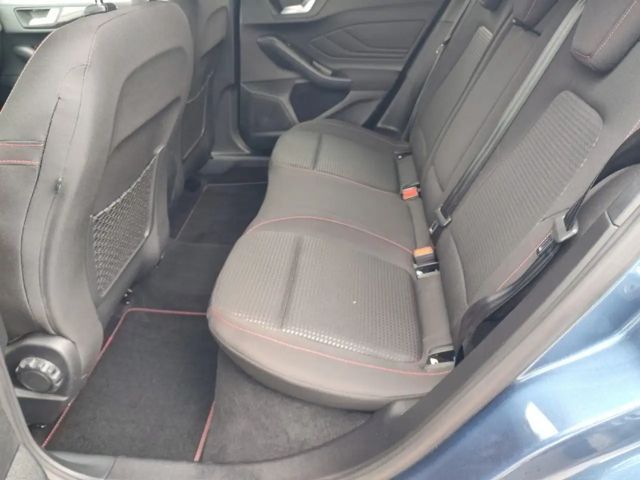 Ford Focus EcoBoost ST Line Wagon