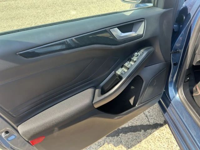 Ford Focus EcoBoost ST Line Wagon