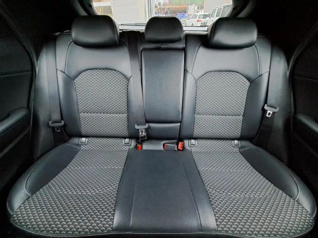 Kia XCeed 1.6 Diesel Vision°ACC°Spur°RFK°Bi-LED°AHK°