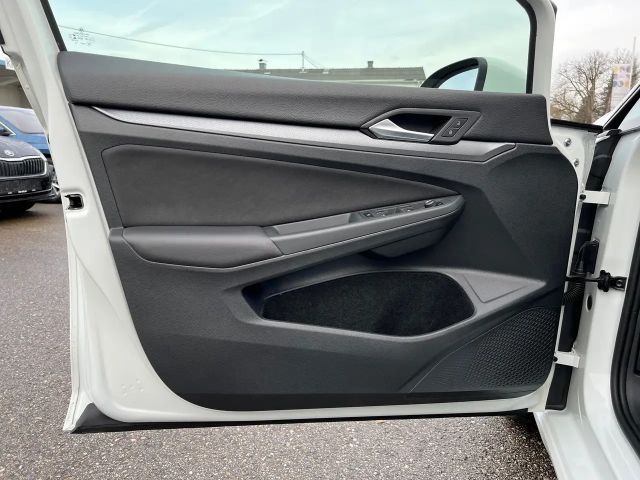 Volkswagen Golf 1.5 TSI Life