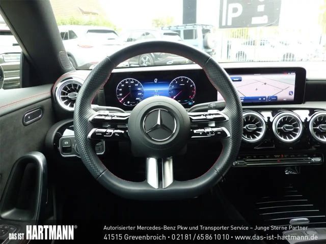 Mercedes-Benz CLA 200 AMG Line Coupé Premium