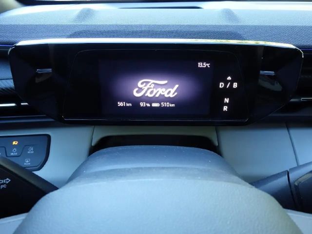 Ford Capri AWD Premium