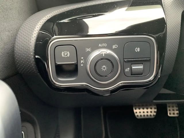 Mercedes-Benz A 200 AMG Line