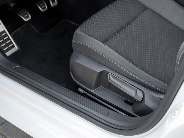 Volkswagen Golf 2.0 TDI Golf VIII