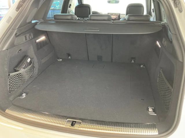 Audi Q5 55 TFSI Hybride Quattro S-Line