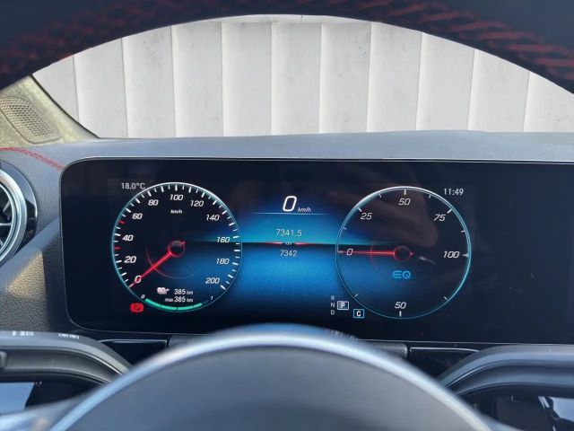 Mercedes-Benz EQA 300 4MATIC AMG Line