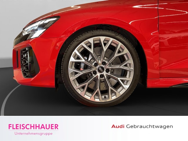 Audi RS3 Quattro S-Tronic Sedan