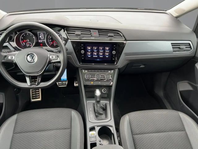 Volkswagen Touran 1.5 TSI DSG
