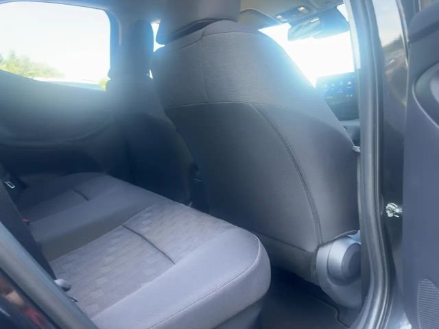 Toyota Yaris Hatchback Team D