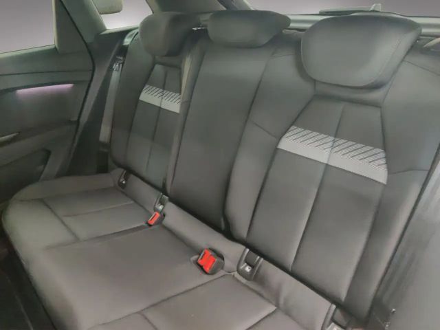 Audi Q4 e-tron S-Line