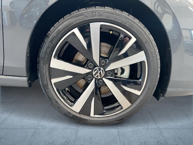 Volkswagen Golf 2.0 TDI DSG IQ.Drive