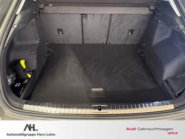 Audi Q3 35 TFSI S-Line S-Tronic