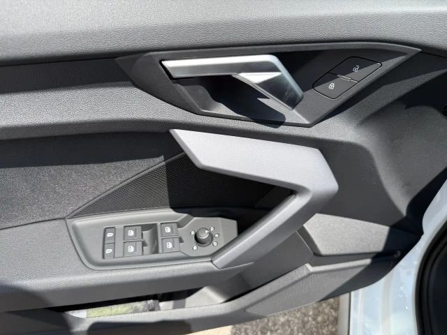 Audi A3 30 TDI Sedan