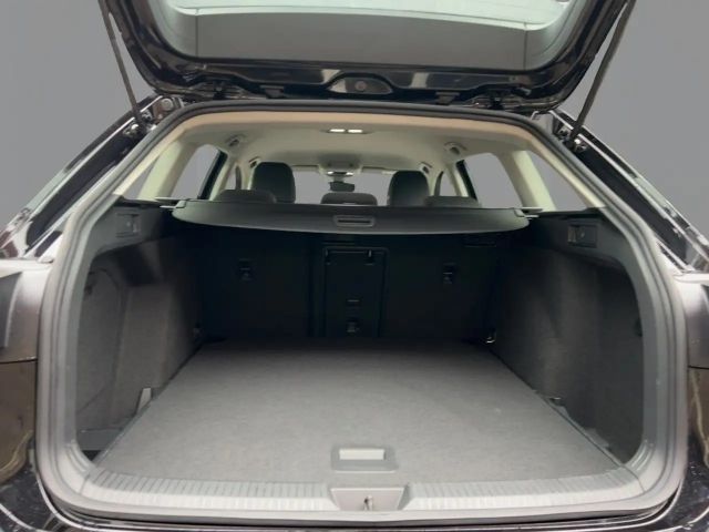 Volkswagen Golf DSG Golf VIII Life Variant