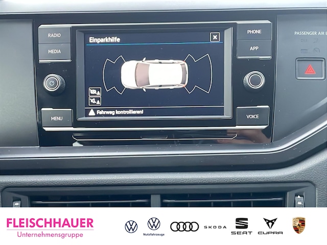 Volkswagen Polo VI LaneAss Parksensoren v+h ankl.Spiegel SHZ LED