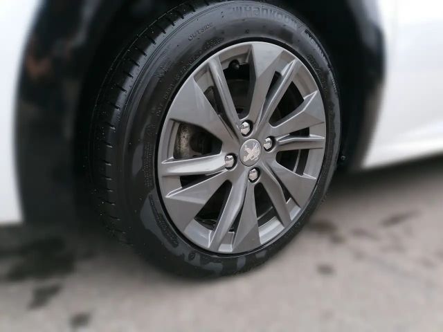 Peugeot E-208 Active Pack