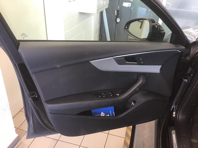 Audi A4 40 TDI Avant S-Line S-Tronic